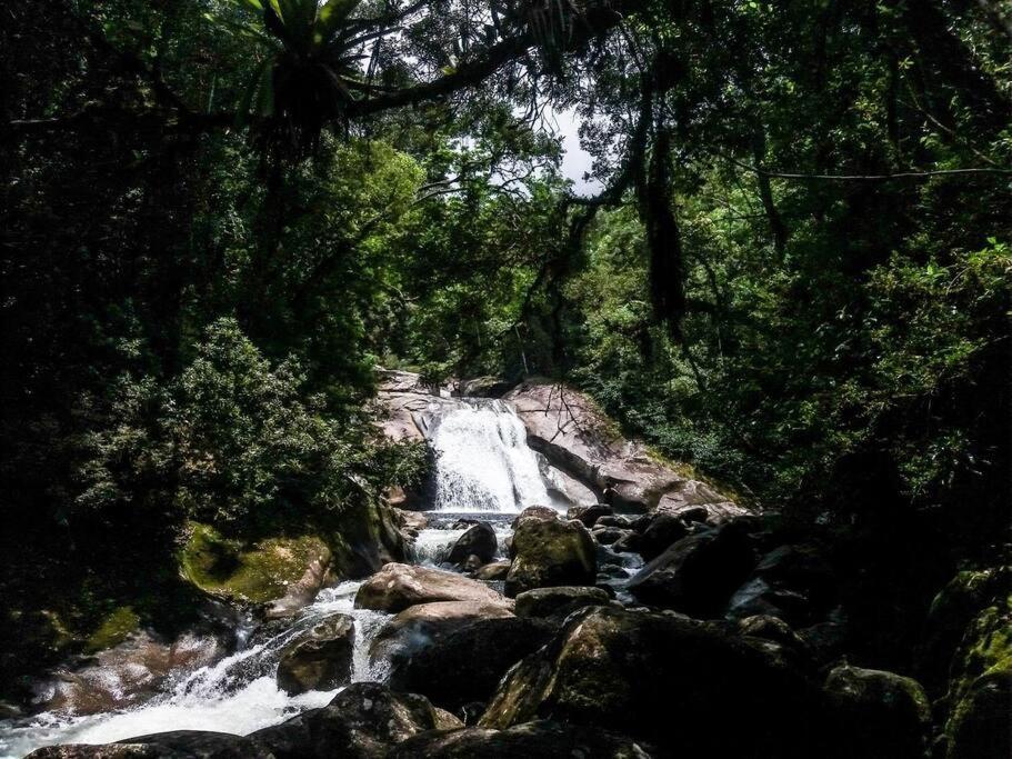Quarto Varanda - Residencia Gaia Itatiaia Itatiaia  Eksteriør billede